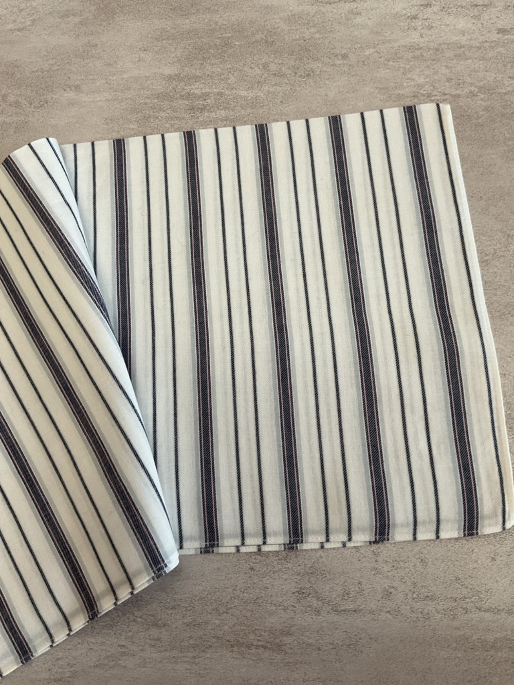 Ralph Lauren White with Black Stripes Pocket Square - Picture 4 of 4